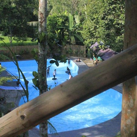 Lingkung Park Tetebatu Apartment Luaran gambar