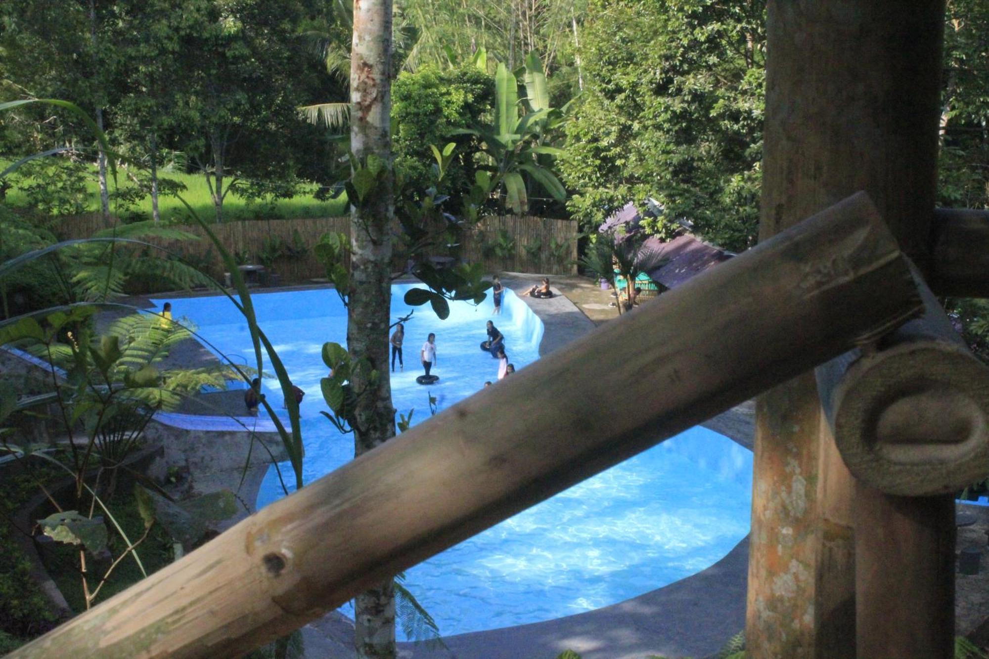 Lingkung Park Tetebatu Apartment Luaran gambar
